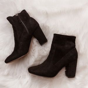 ShoeDazzle Gabrielle Black Booties